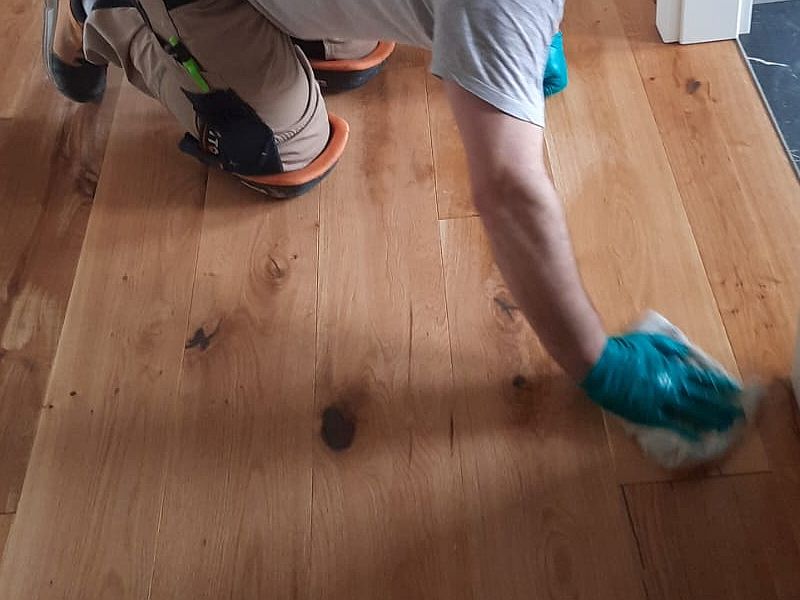 Parkett präzise & staubarm verlegen - mit Garantie & Abnahmeprotokoll